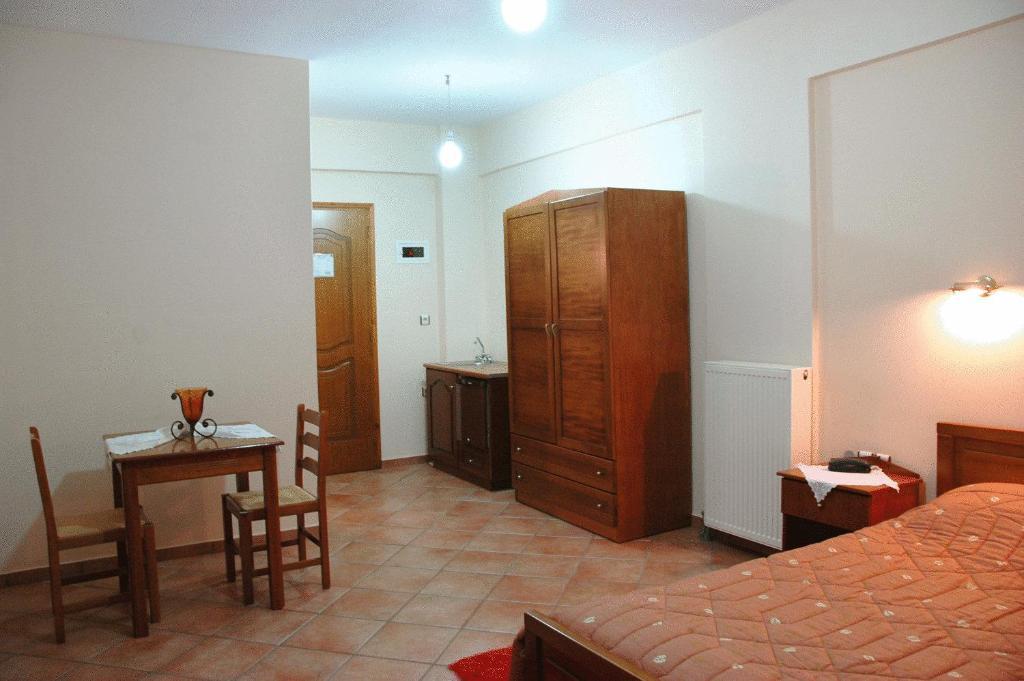 Aroanios Hotel Kleitoria Esterno foto